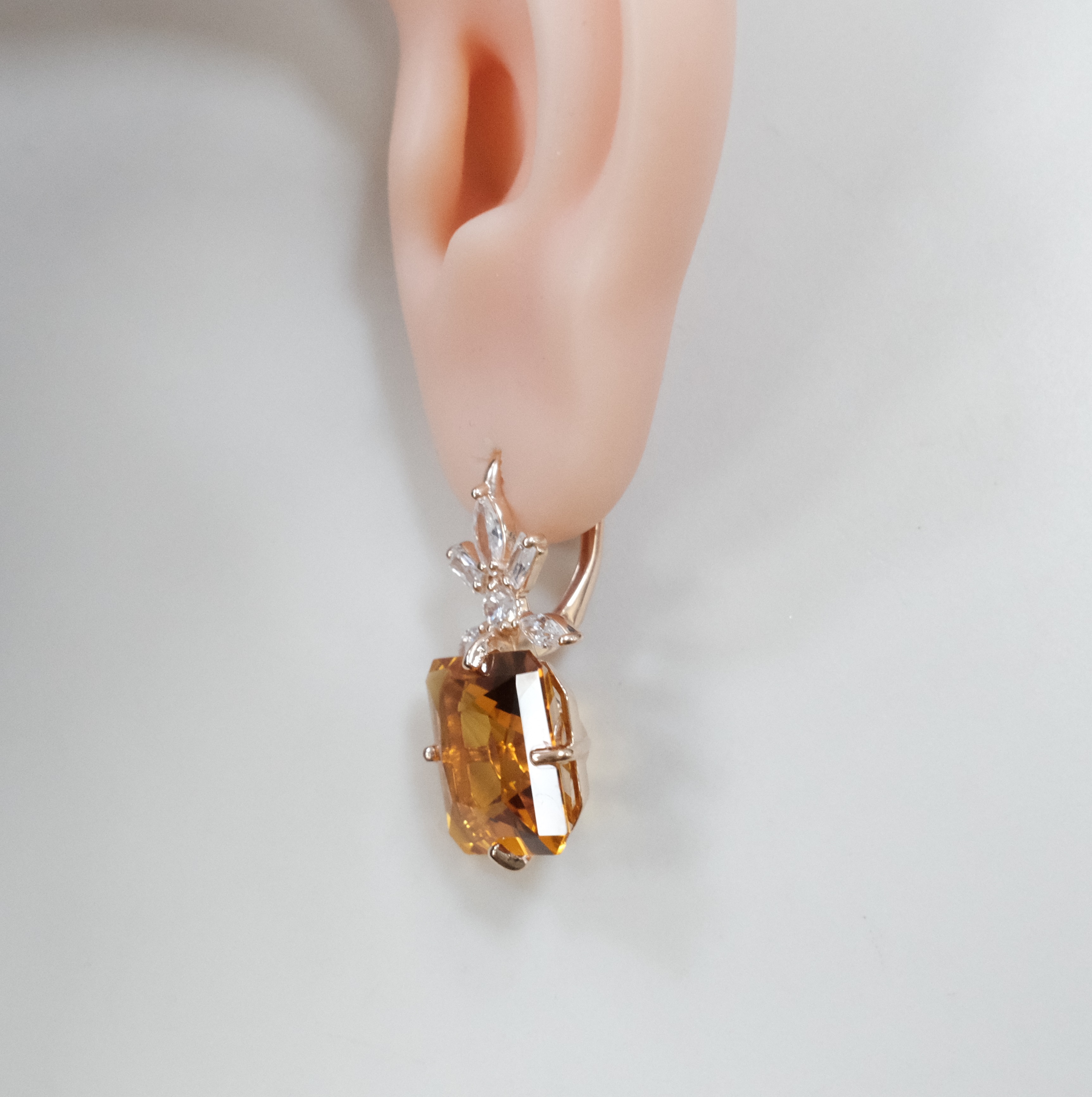 Серебряные серьги с цитринами